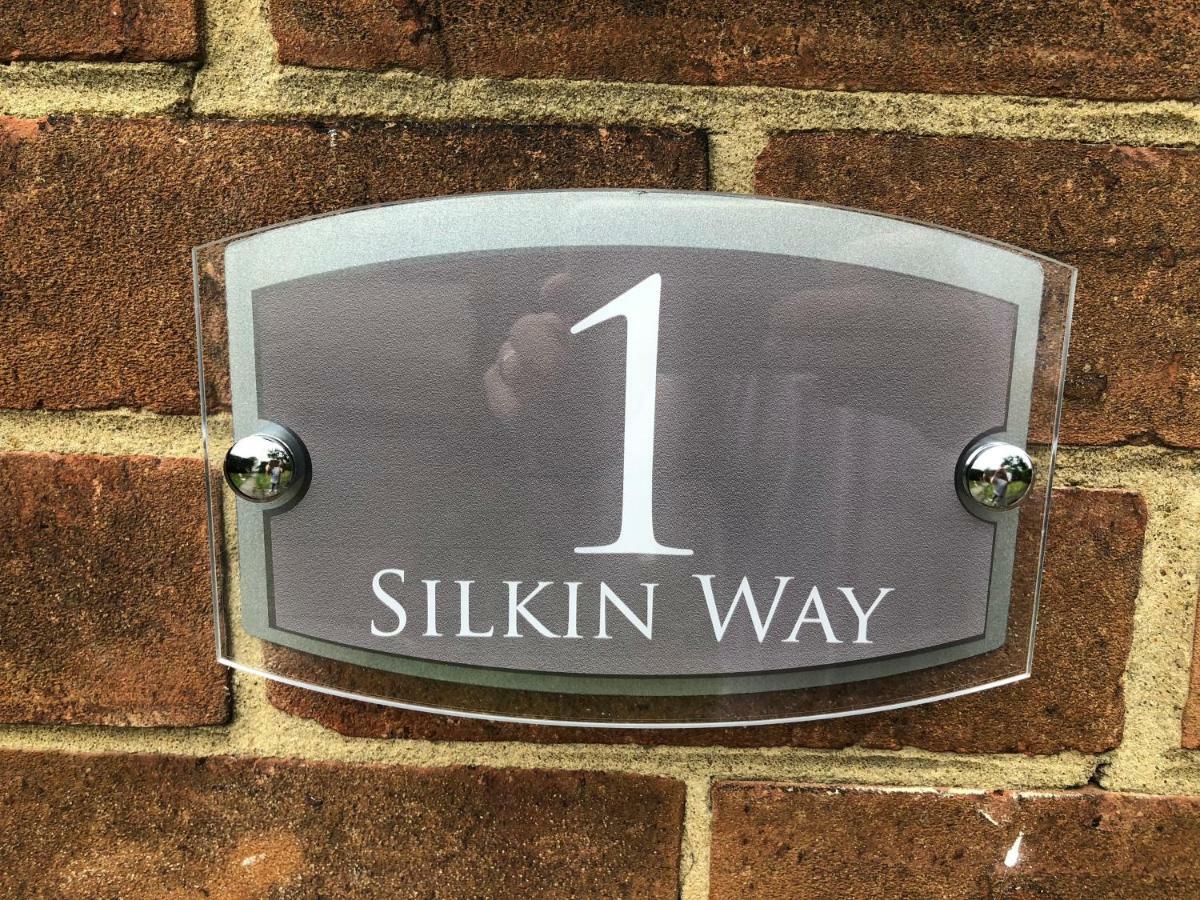 1 Silkin Serviced Accommodation Newton Aycliffe Exterior foto